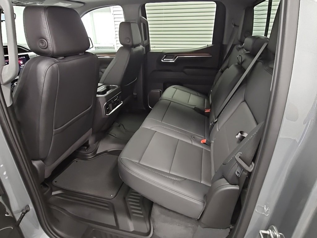 New 2025 GMC Sierra 1500 Denali w/ Denali Reserve Package image 33