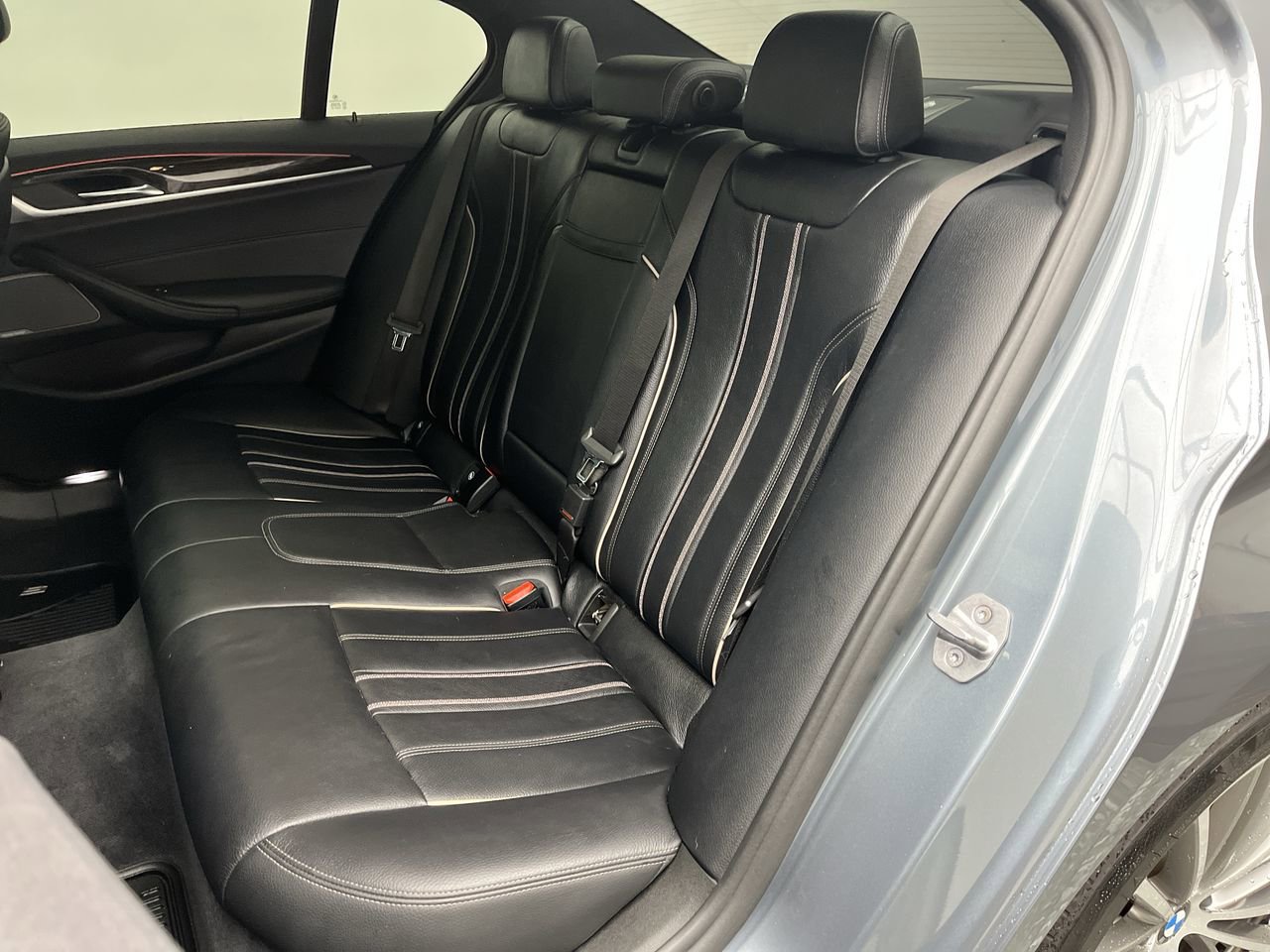 Used 2018 BMW 530i xDrive image 13