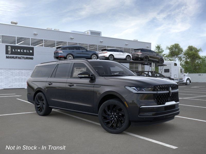 New 2026 Lincoln Navigator L Reserve w/ Jet Appearance Package AWD/4WD image 7