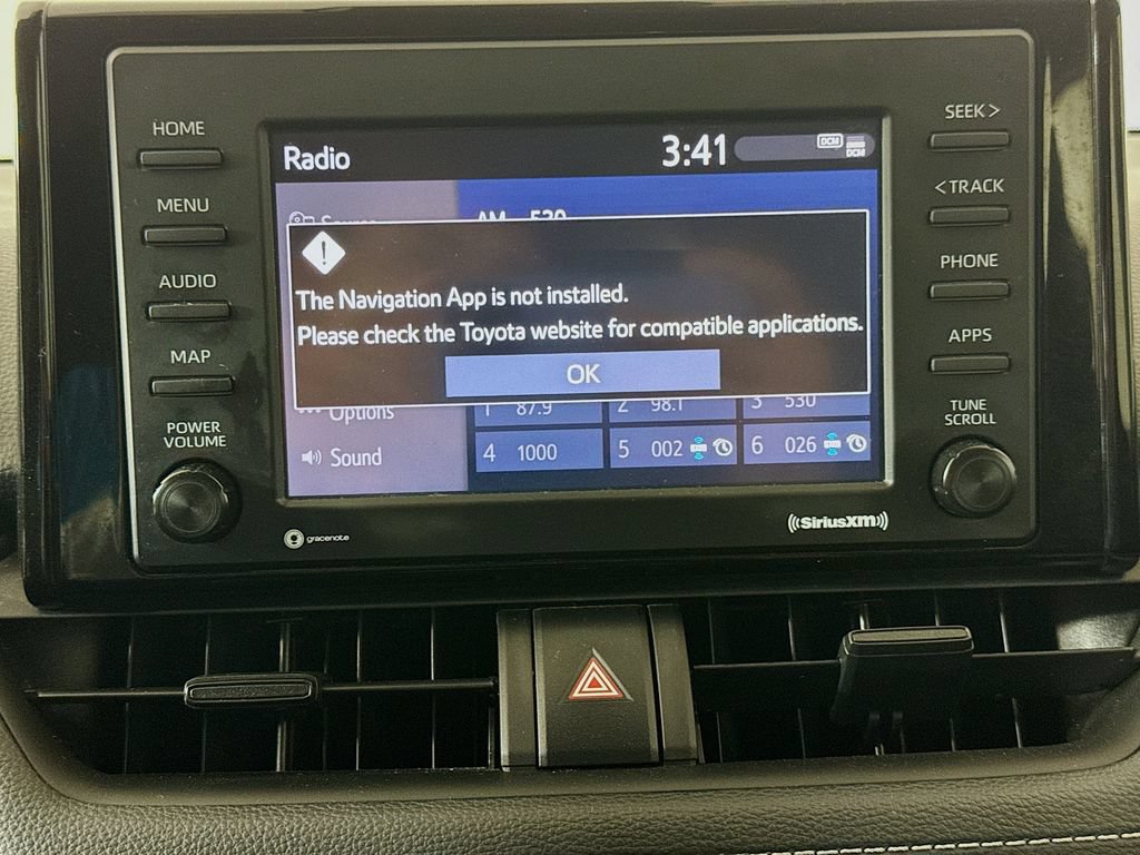 Used 2022 Toyota RAV4 LE FWD image 13