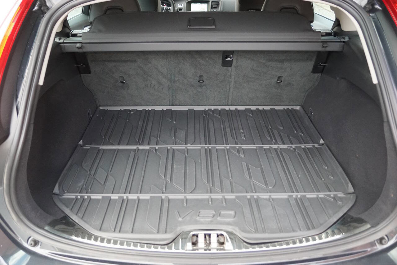 Used 2016 Volvo V60 T5 Premier w/ Convenience Package image 36