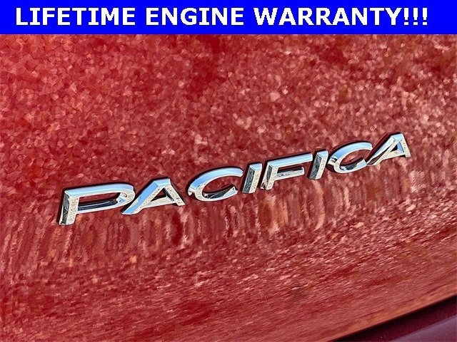 New 2026 Chrysler Pacifica Select image 9