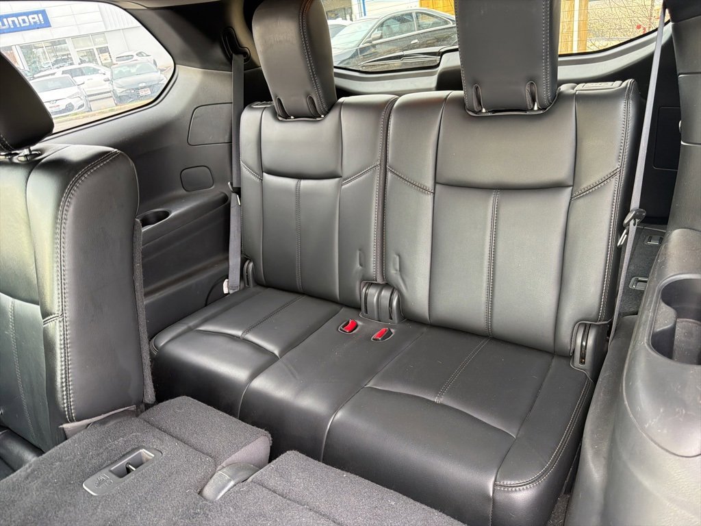 Used 2017 Nissan Pathfinder SL image 29