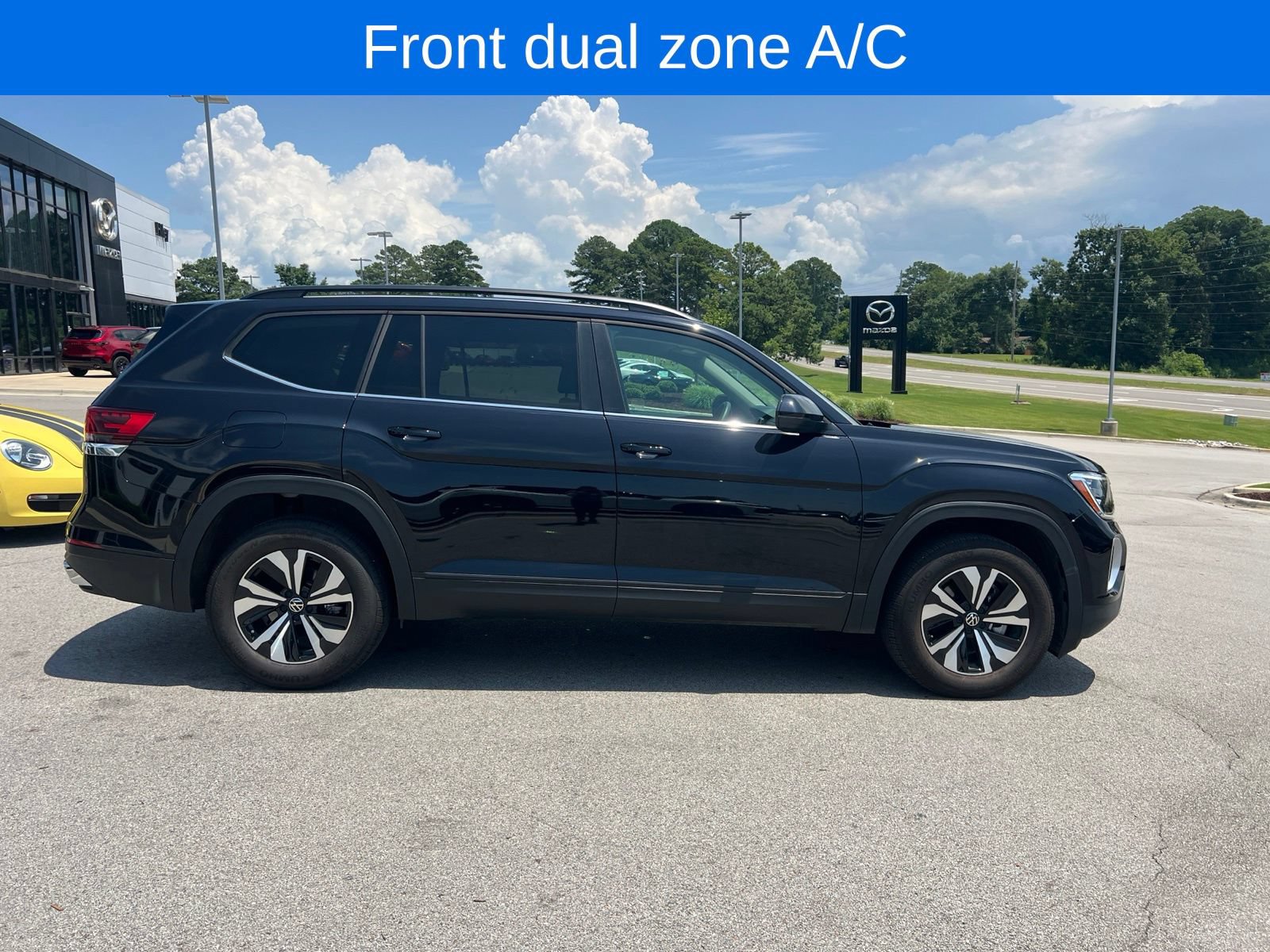 Certified 2026 Volkswagen Atlas SE FWD image 5