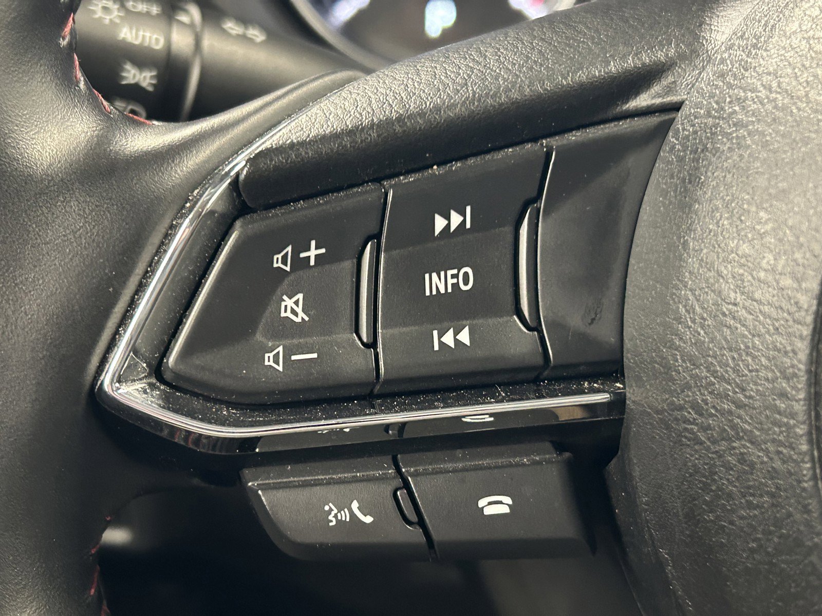 Used 2024 MAZDA CX-5 Carbon Edition image 25