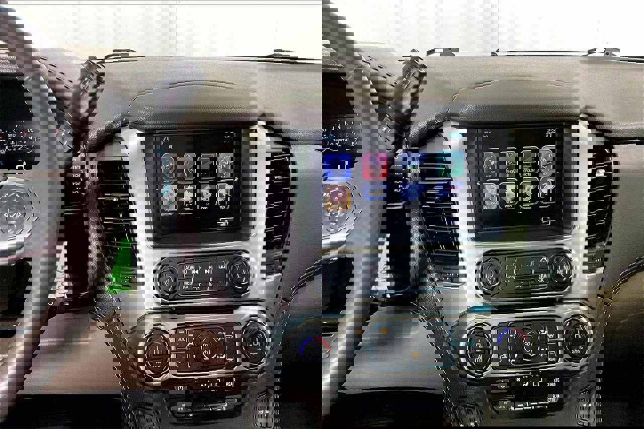 Used 2017 Chevrolet Tahoe LT image 5