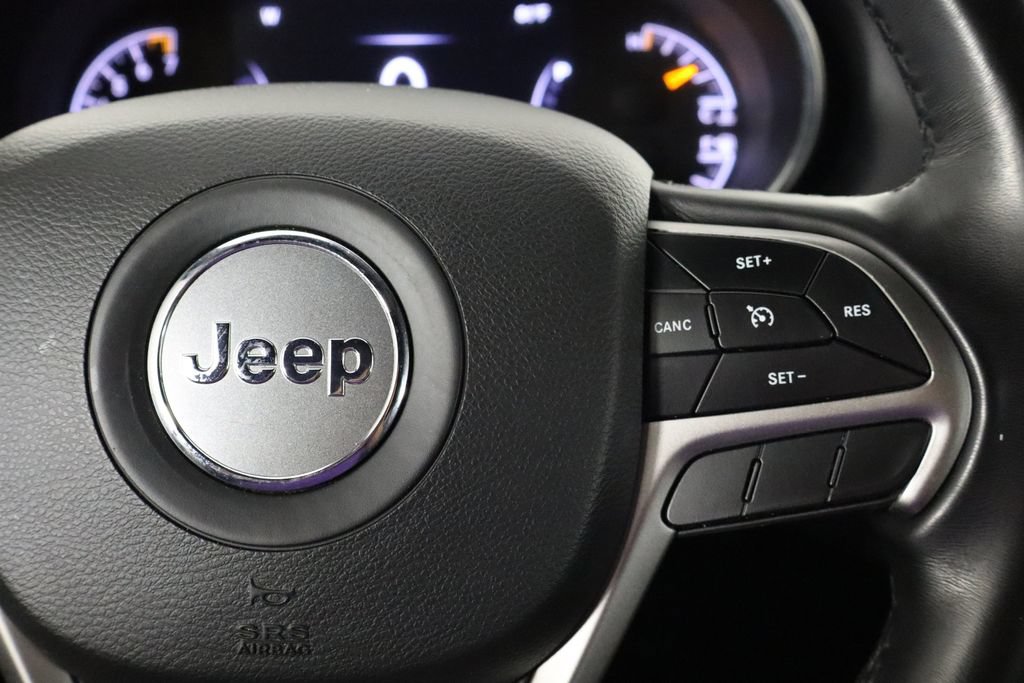 Used 2022 Jeep Grand Cherokee Laredo E AWD/4WD image 10