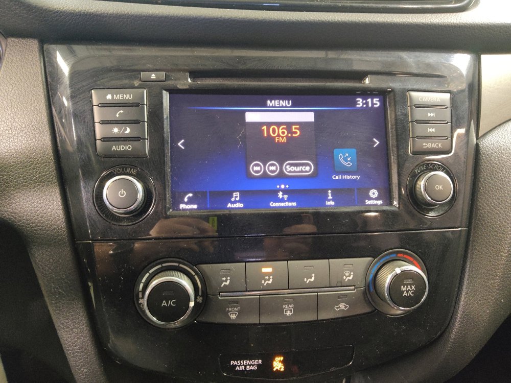 Used 2019 Nissan Rogue Sport S w/ Appearance Package image 25