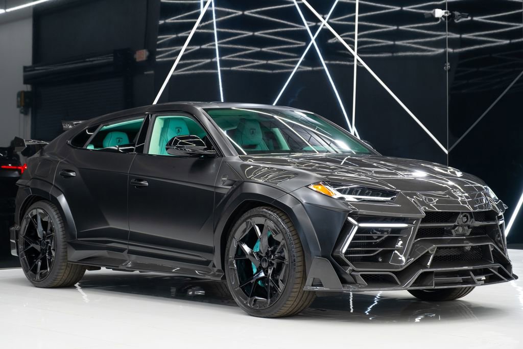Used 2024 Lamborghini Urus S AWD/4WD image 1