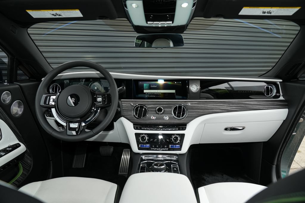 Used 2024 Rolls-Royce Spectre w/ Spectre Launch Package AWD/4WD image 30