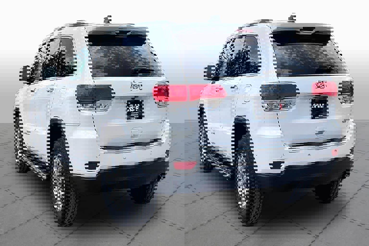 Used 2015 Jeep Grand Cherokee Limited w/ Mopar Chrome Edition Group RWD image 12