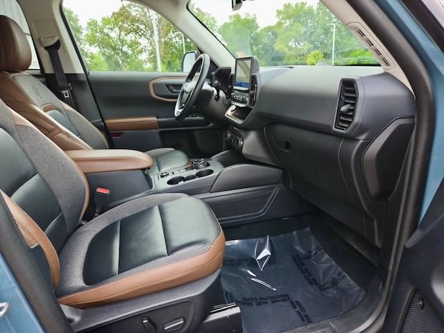 Used 2023 Ford Bronco Sport Outer Banks w/ Tech Package AWD/4WD image 8
