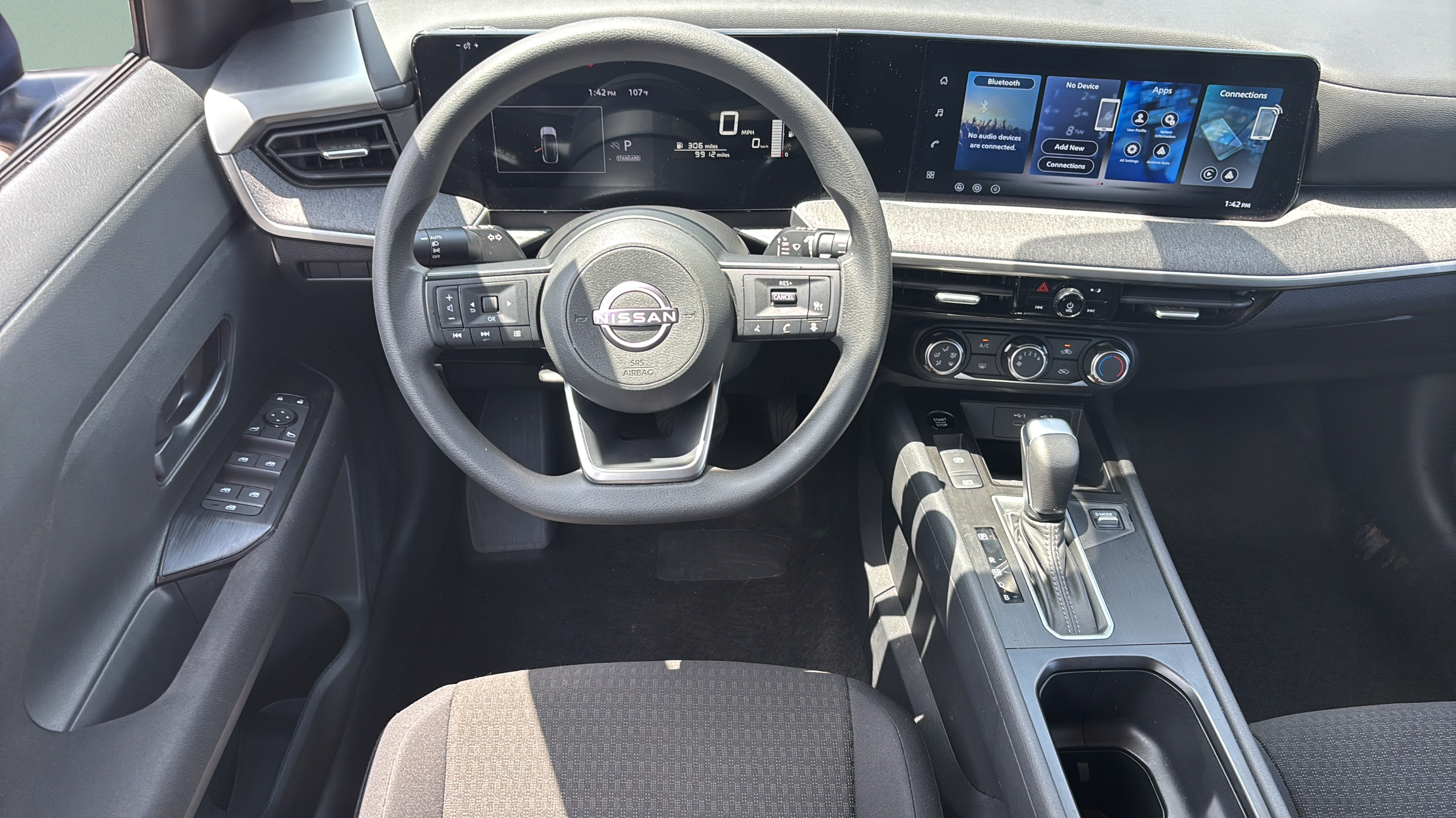 Used 2026 Nissan Kicks S FWD image 11