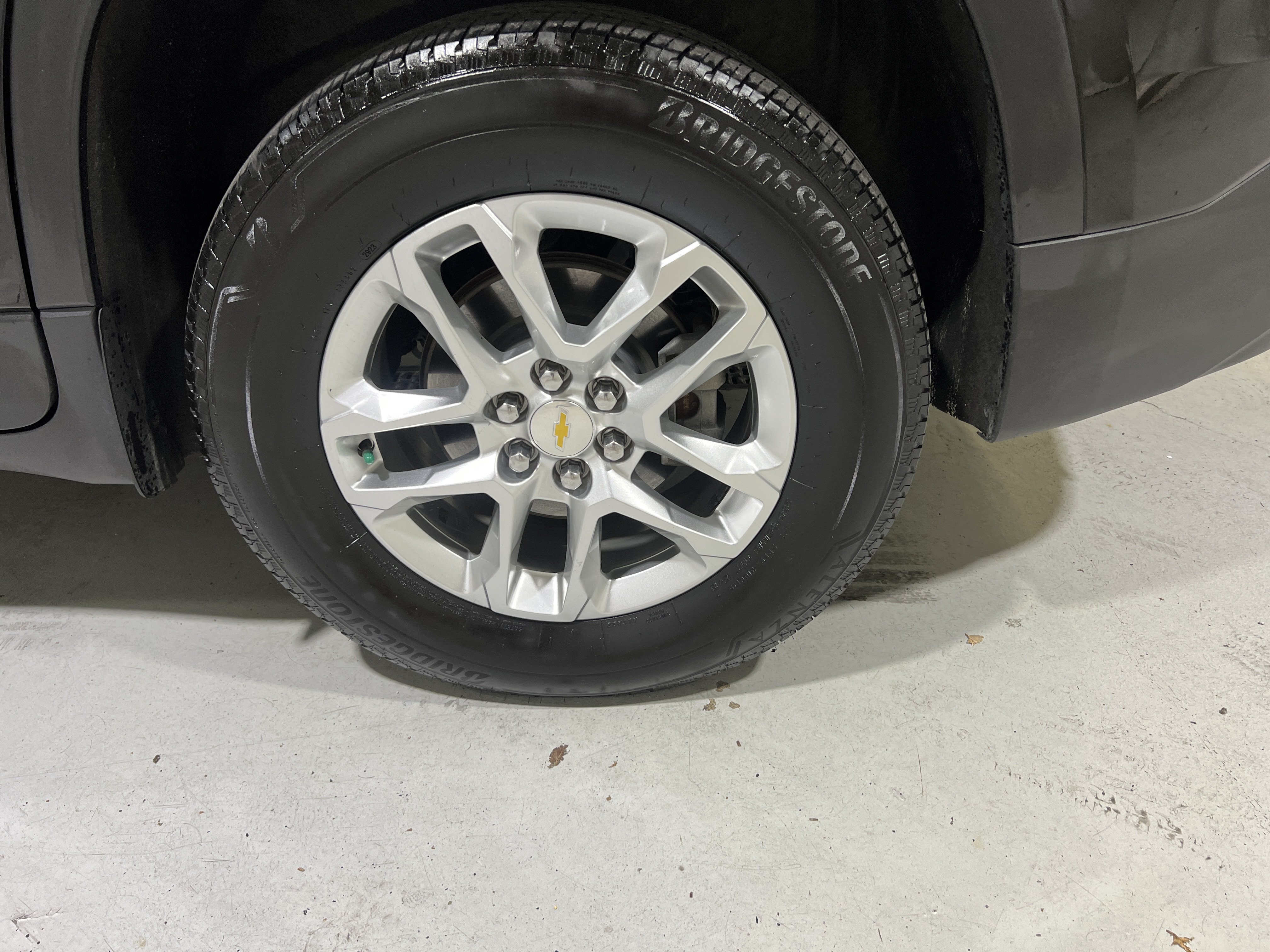 Used 2019 Chevrolet Traverse LT w/ LPO, Floor Liner Package AWD/4WD image 13