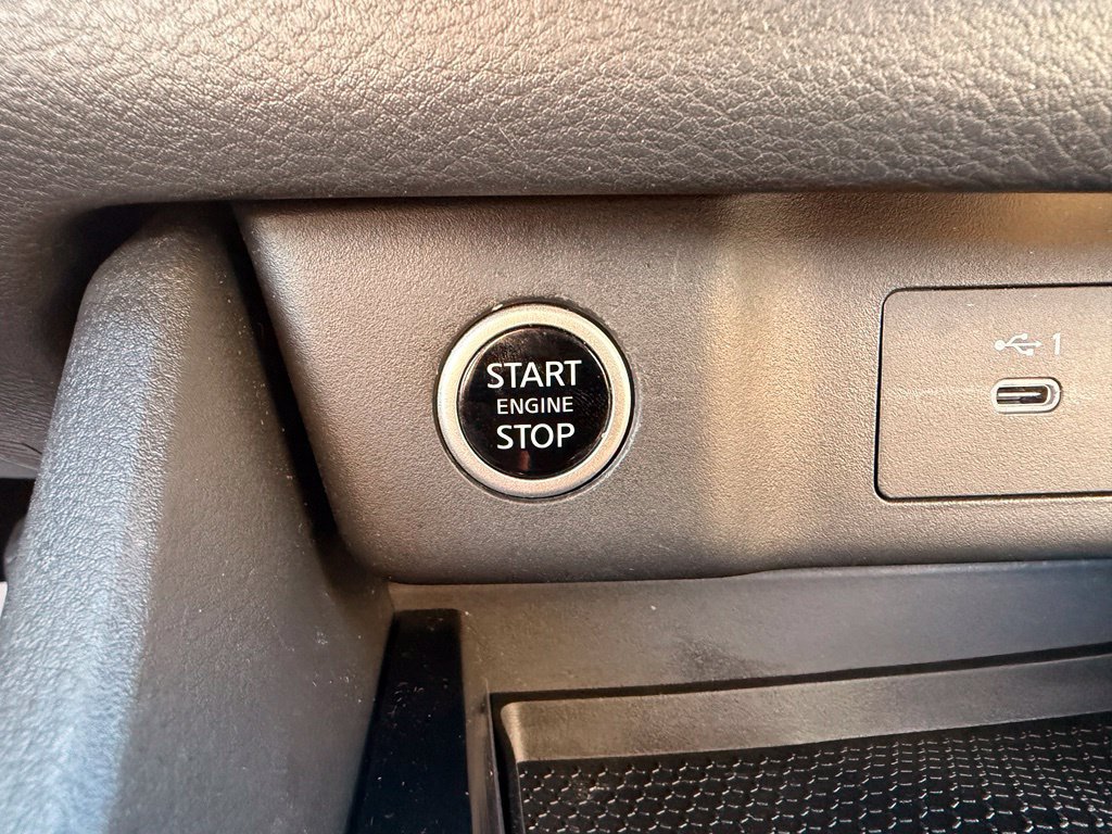 Used 2021 Nissan Rogue SV AWD/4WD image 21