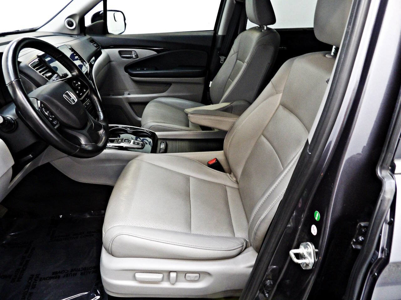 Used 2019 Honda Pilot Elite image 8