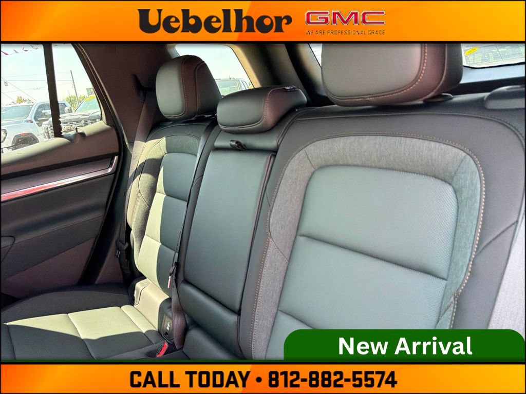 Used 2026 GMC Terrain AT4 w/ Technology Package II AWD/4WD image 17