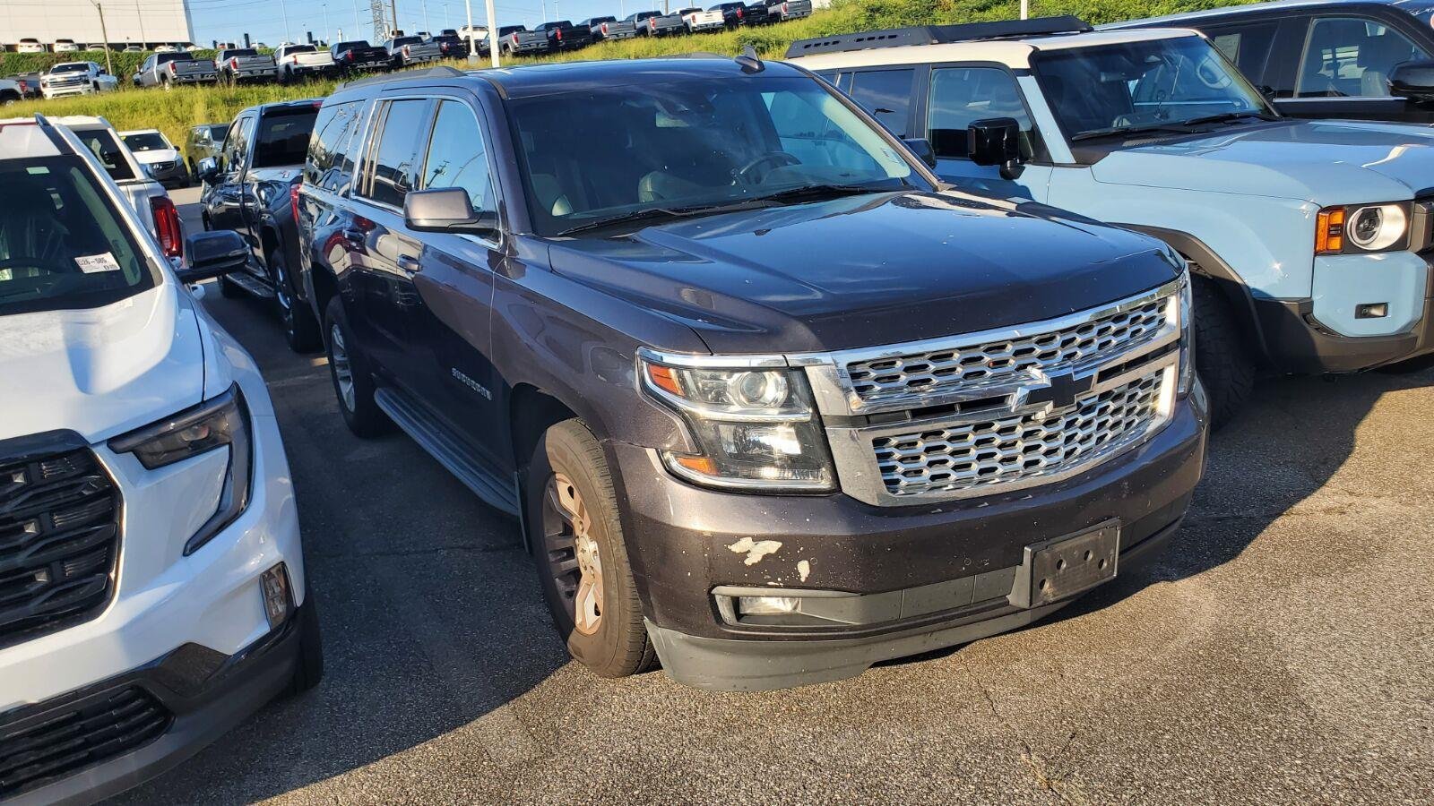 Used 2018 Chevrolet Suburban LT AWD/4WD image 2