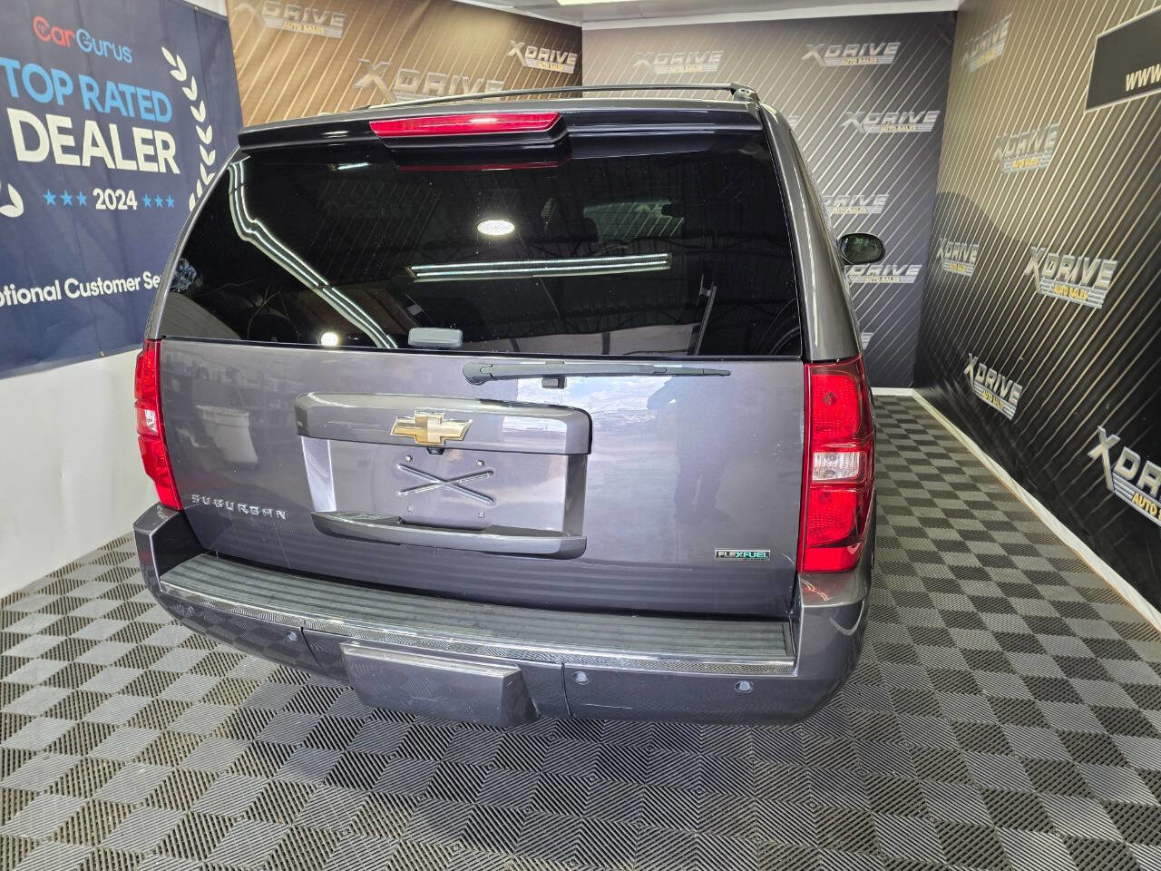 Used 2011 Chevrolet Suburban LTZ image 14