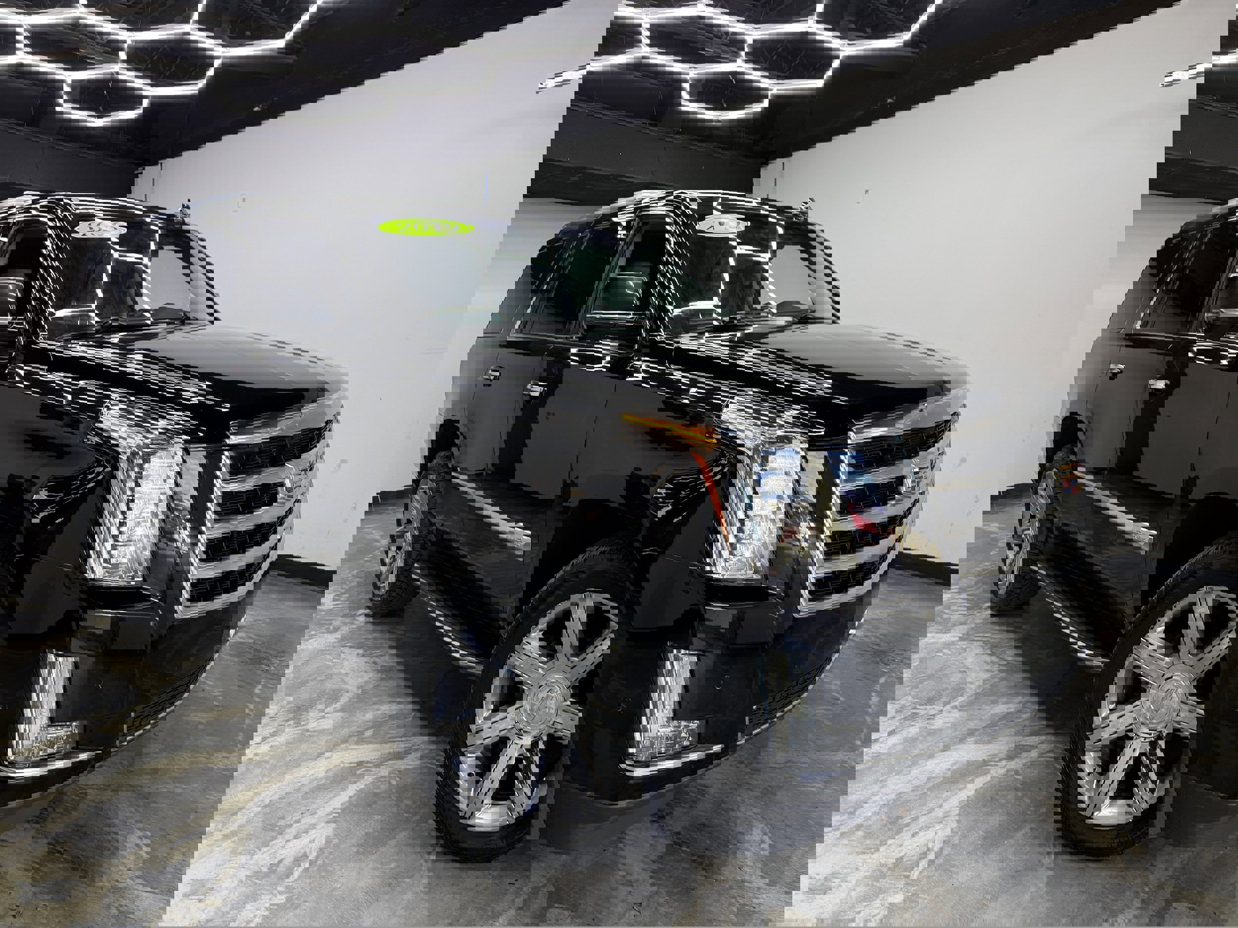 Used 2019 Cadillac Escalade Luxury image 6