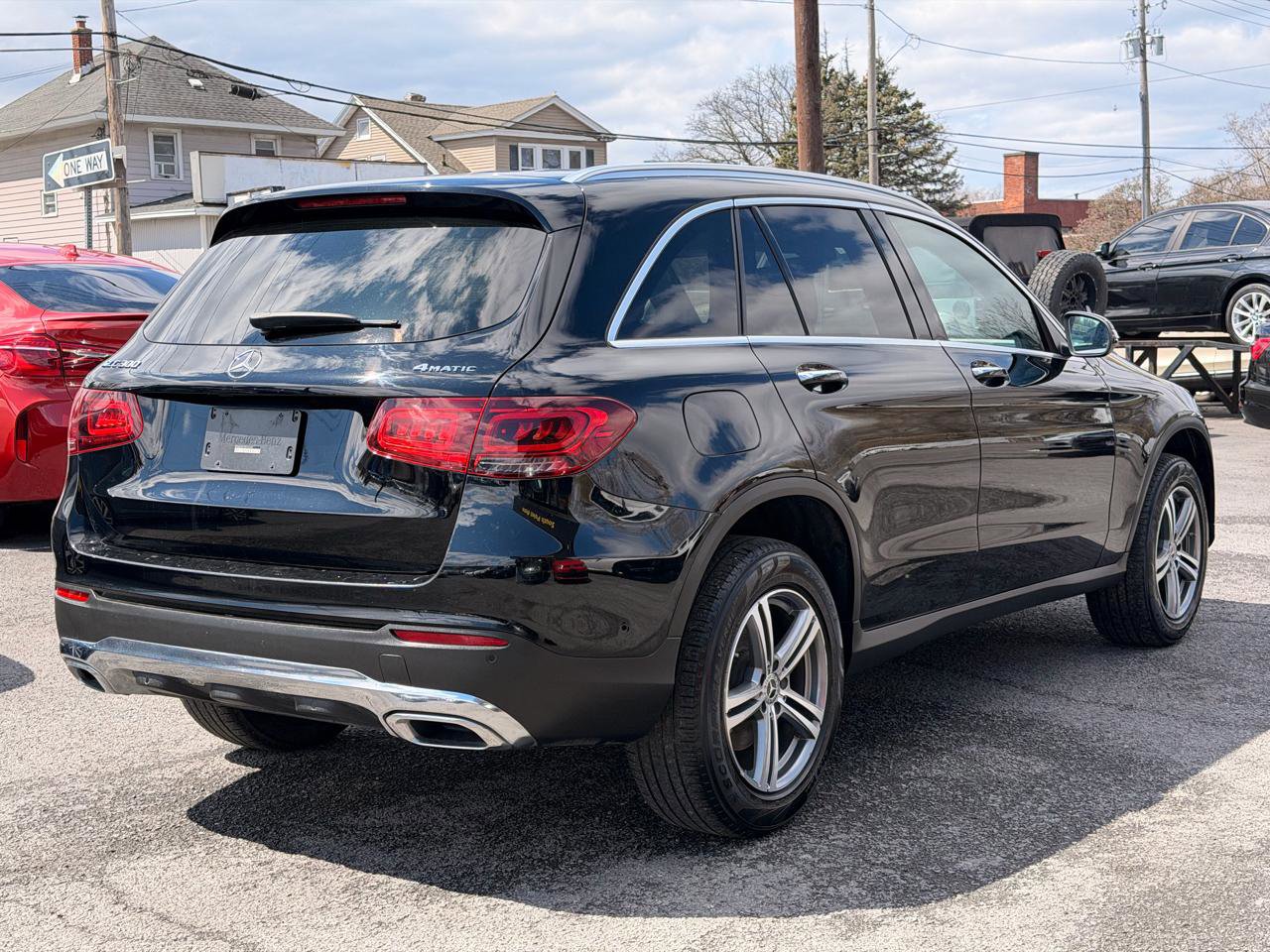 Used 2021 Mercedes-Benz GLC 300 4MATIC image 5