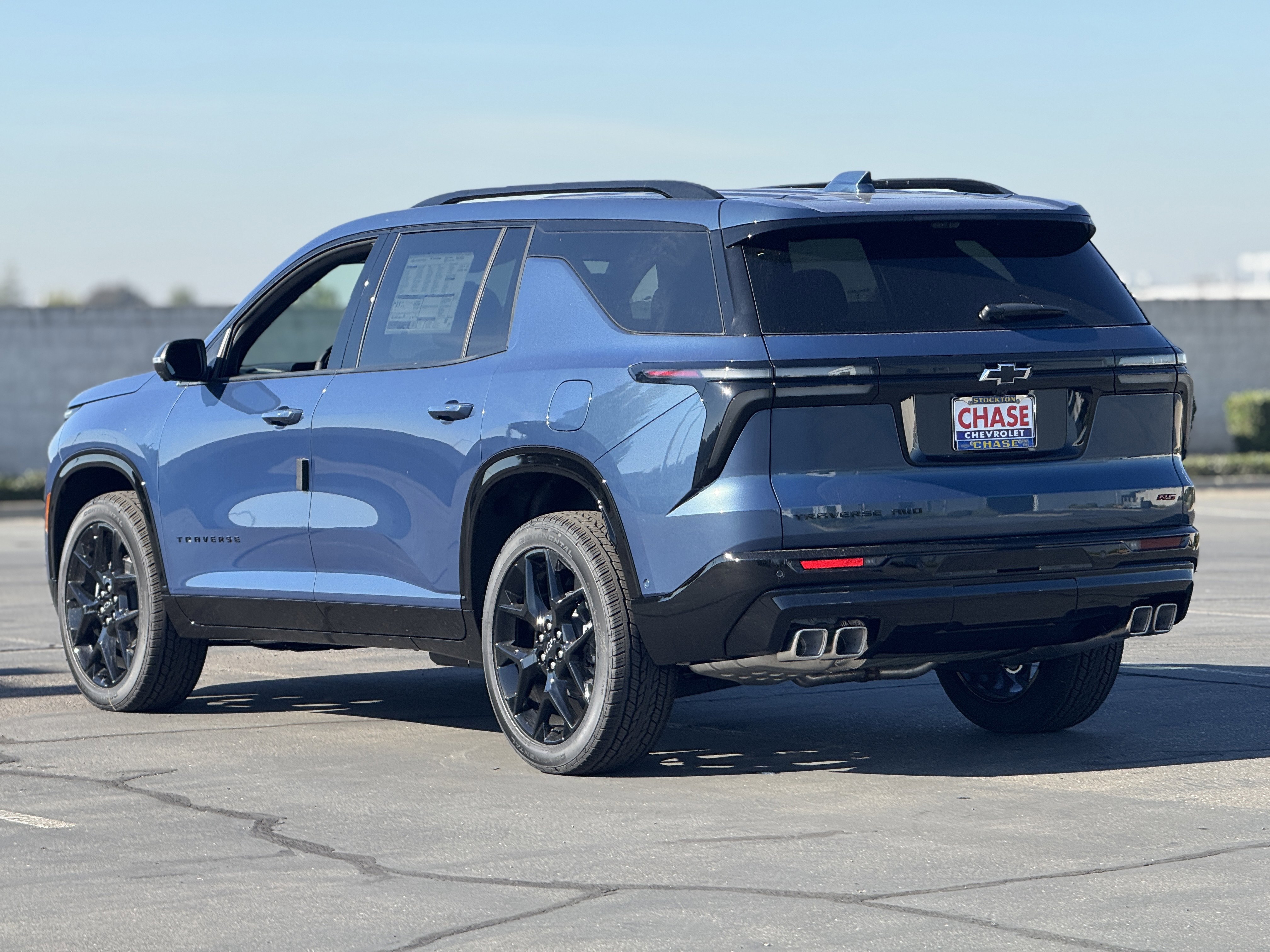 New 2026 Chevrolet Traverse RS w/ LPO, Floor Liner Package AWD/4WD image 5