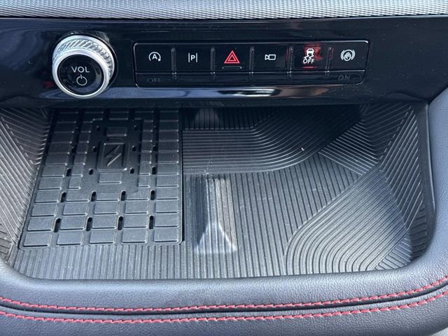 Used 2025 Ford Explorer ST image 25