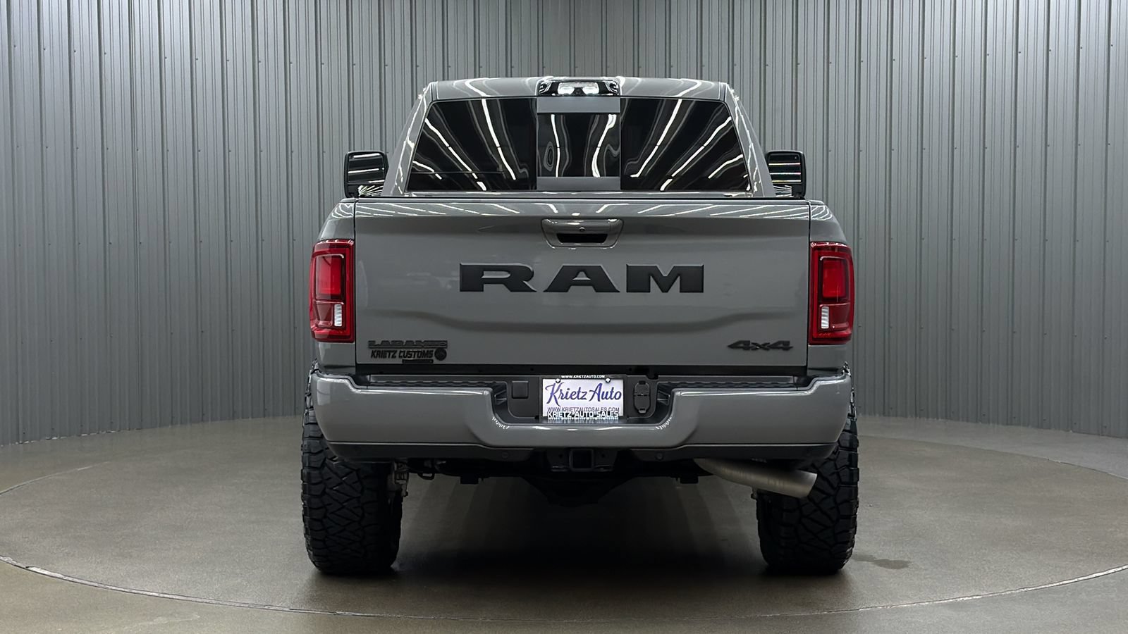 Used 2025 RAM 2500 Laramie AWD/4WD image 4