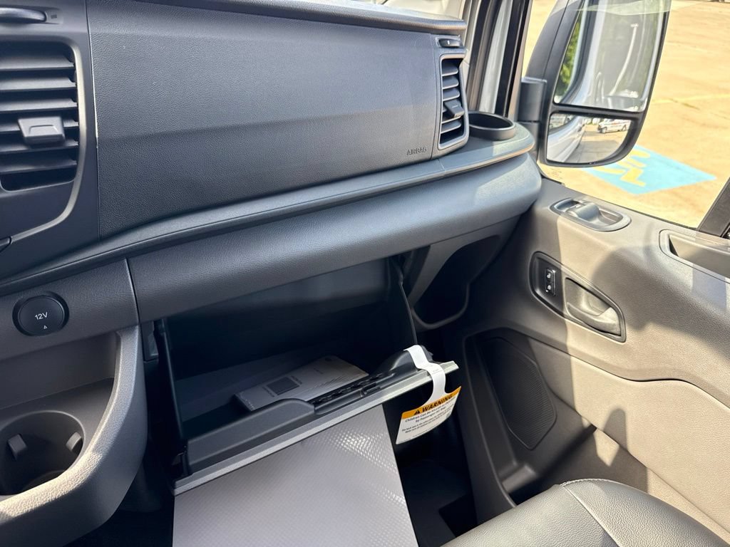 New 2027 Ford Transit 250 148 Medium Roof Extended AWD w/ Load Area Protection Package image 18