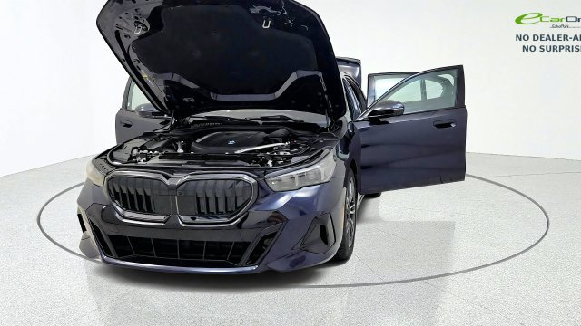 Used 2026 BMW 540i xDrive AWD/4WD image 13