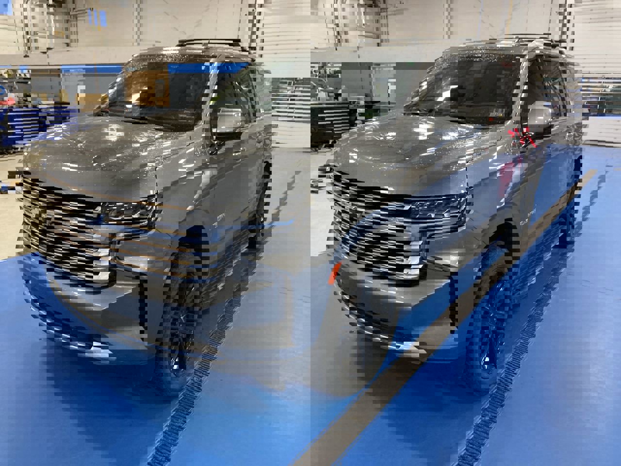 Used 2021 Chevrolet Suburban High Country AWD/4WD image 3