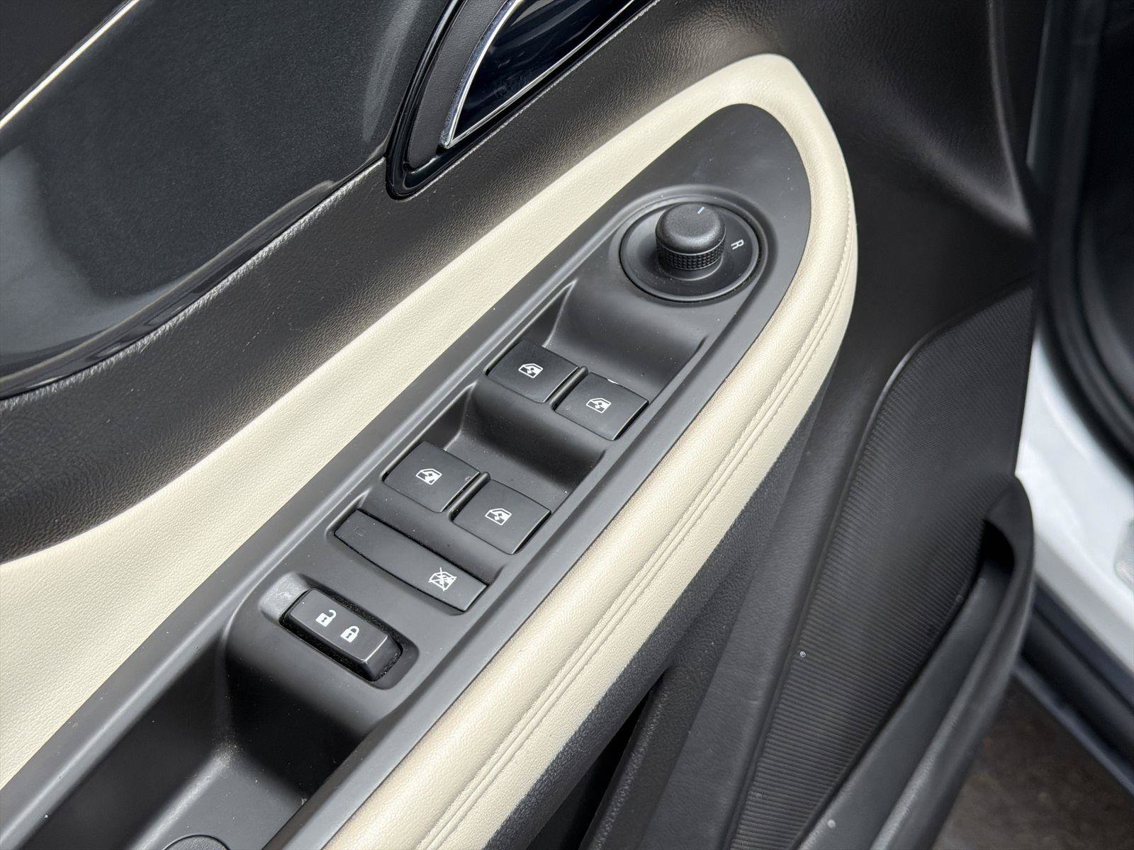 Used 2017 Buick Encore Preferred FWD image 20