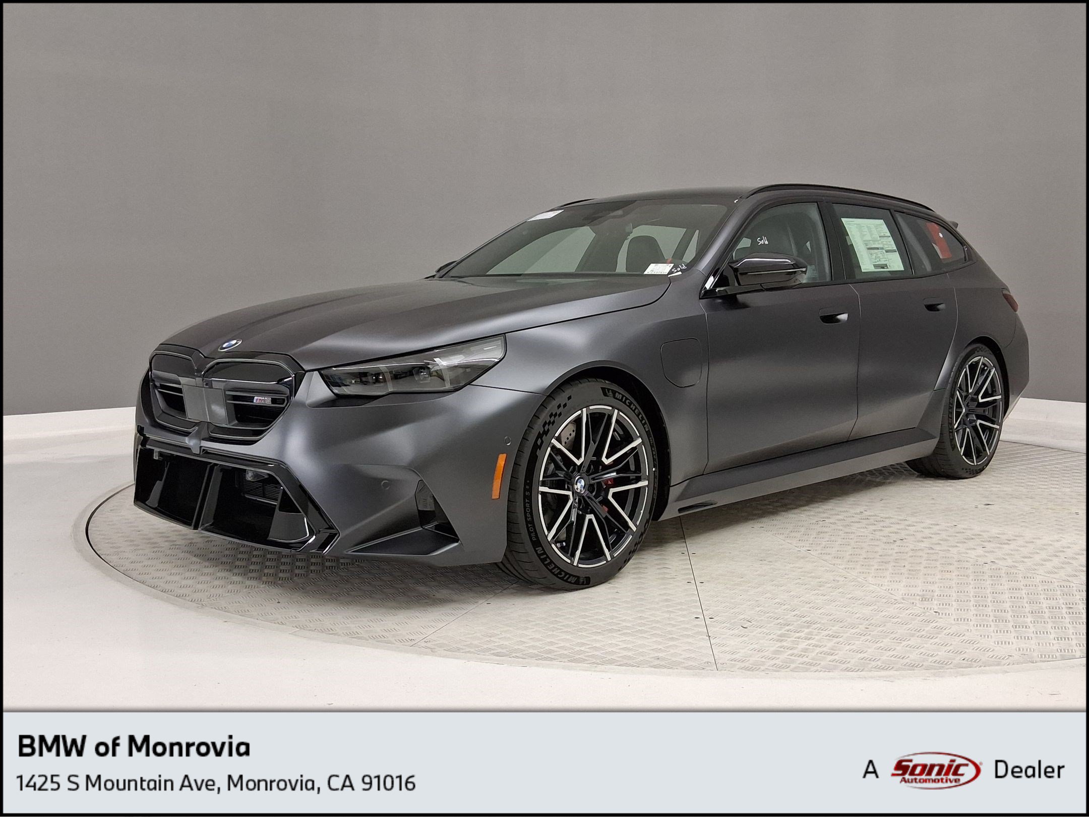 New 2027 BMW M5 Touring