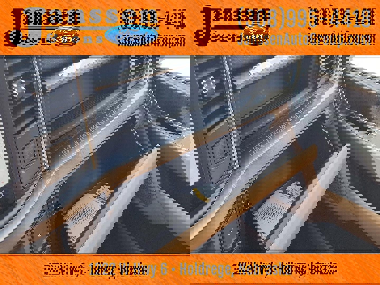 Used 2025 Ford F250 Lariat image 32