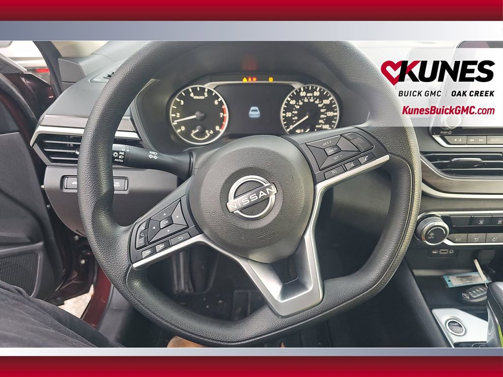 Used 2024 Nissan Altima 2.5 SV image 17