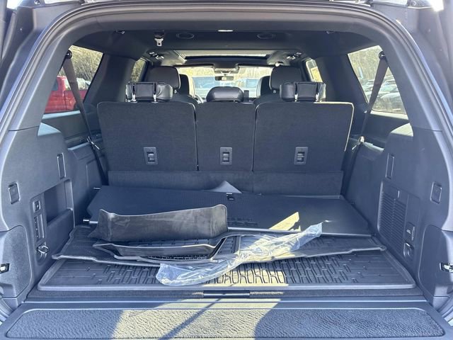 New 2026 Lincoln Navigator L Reserve w/ Jet Appearance Package image 12