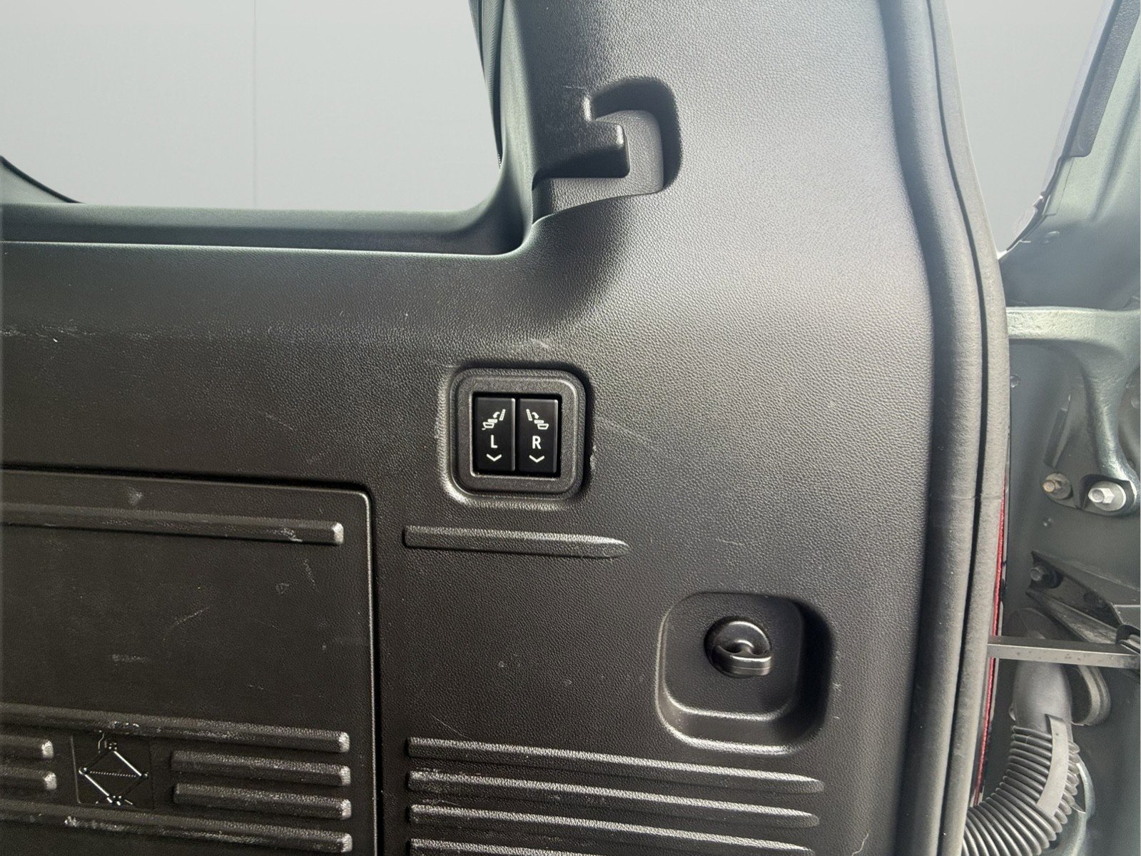 Used 2024 GMC Hummer EV 3X w/ LPO, Cargo Utility Package image 35