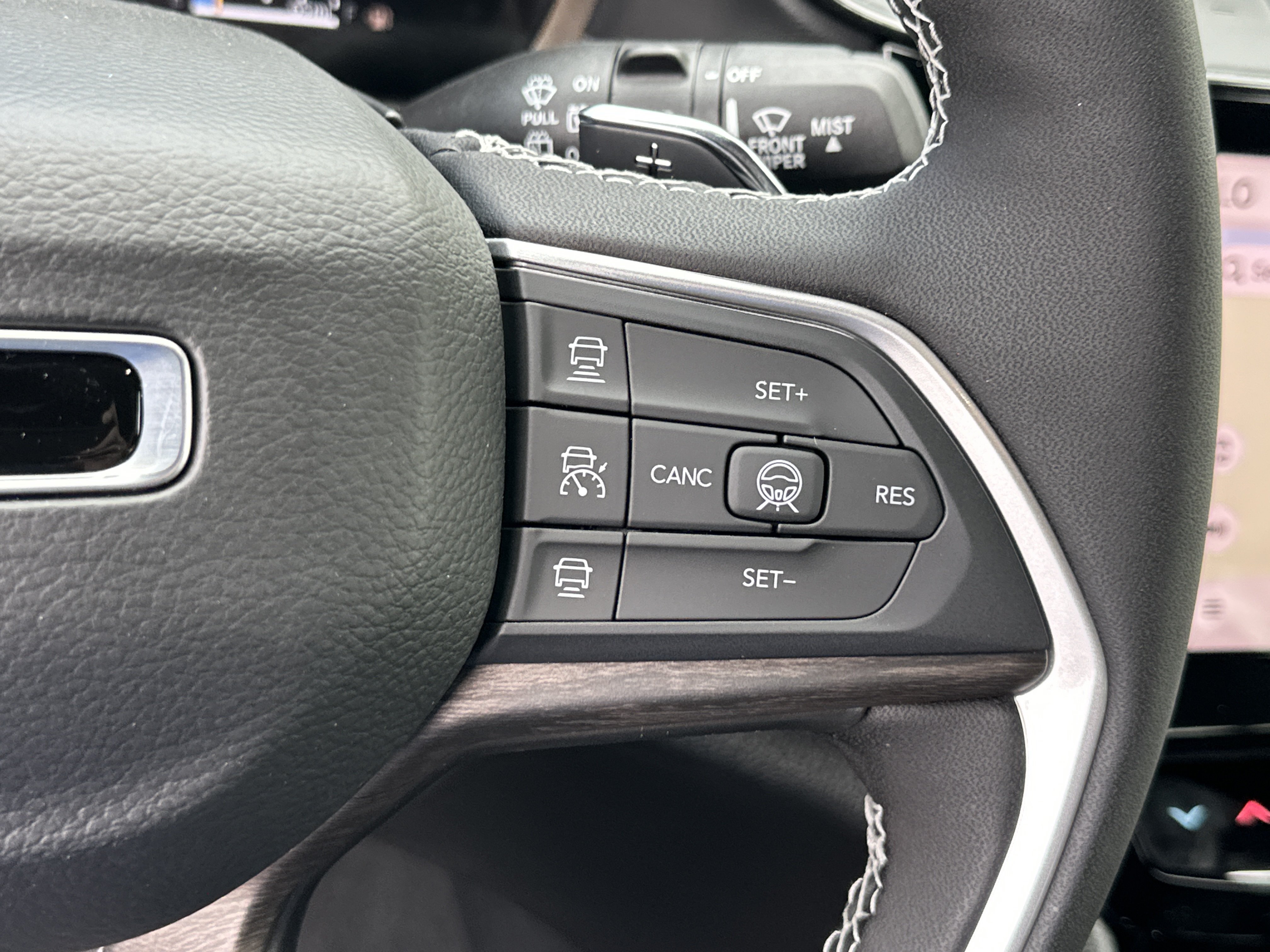 New 2026 Jeep Grand Cherokee Altitude AWD/4WD image 8