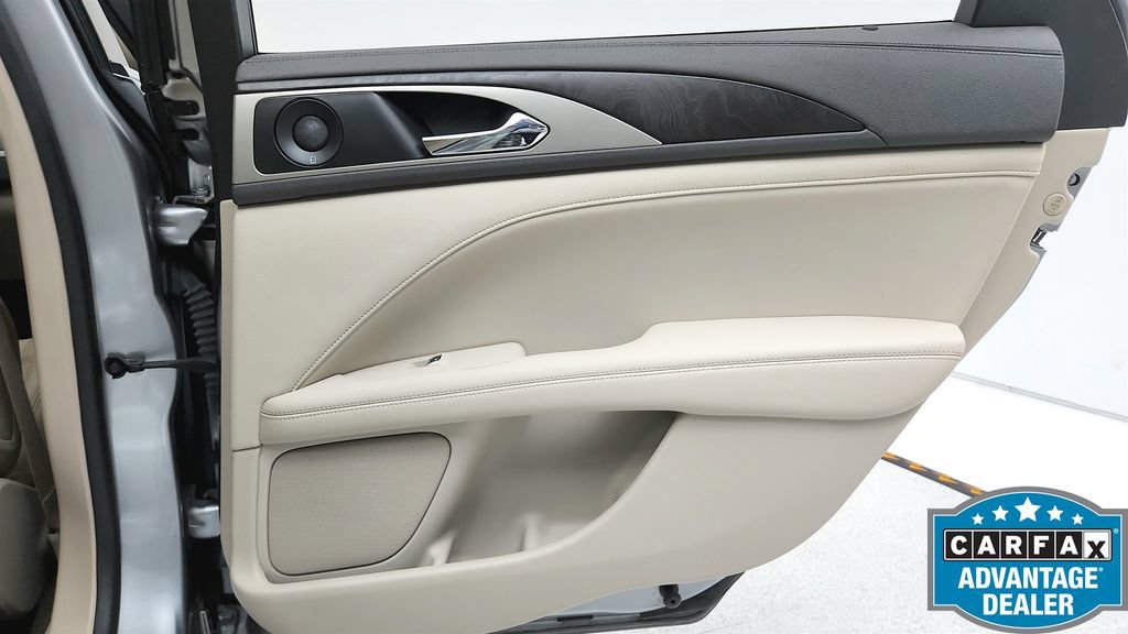 Used 2020 Lincoln MKZ Reserve FWD image 43