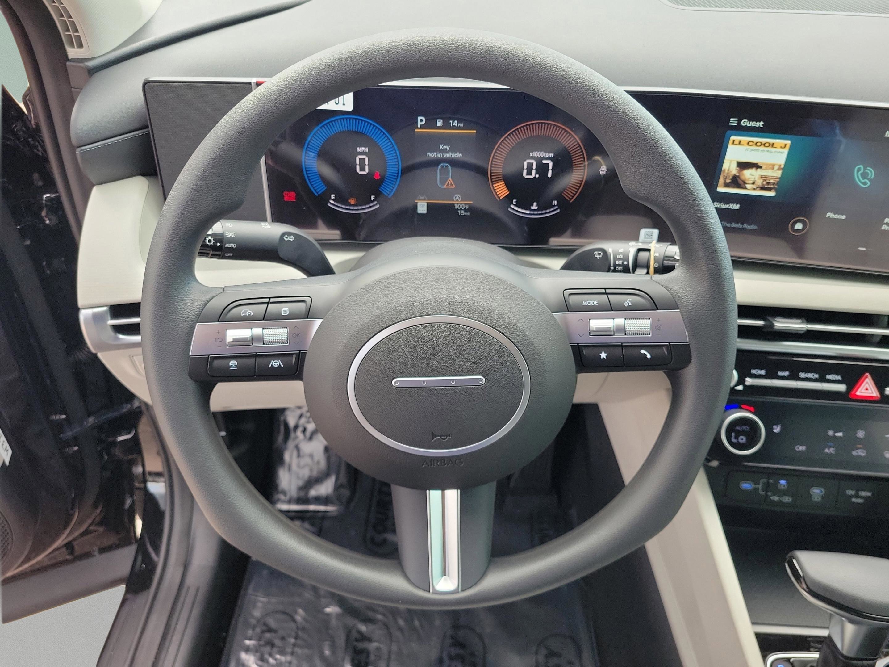 New 2026 Hyundai Tucson SEL image 15