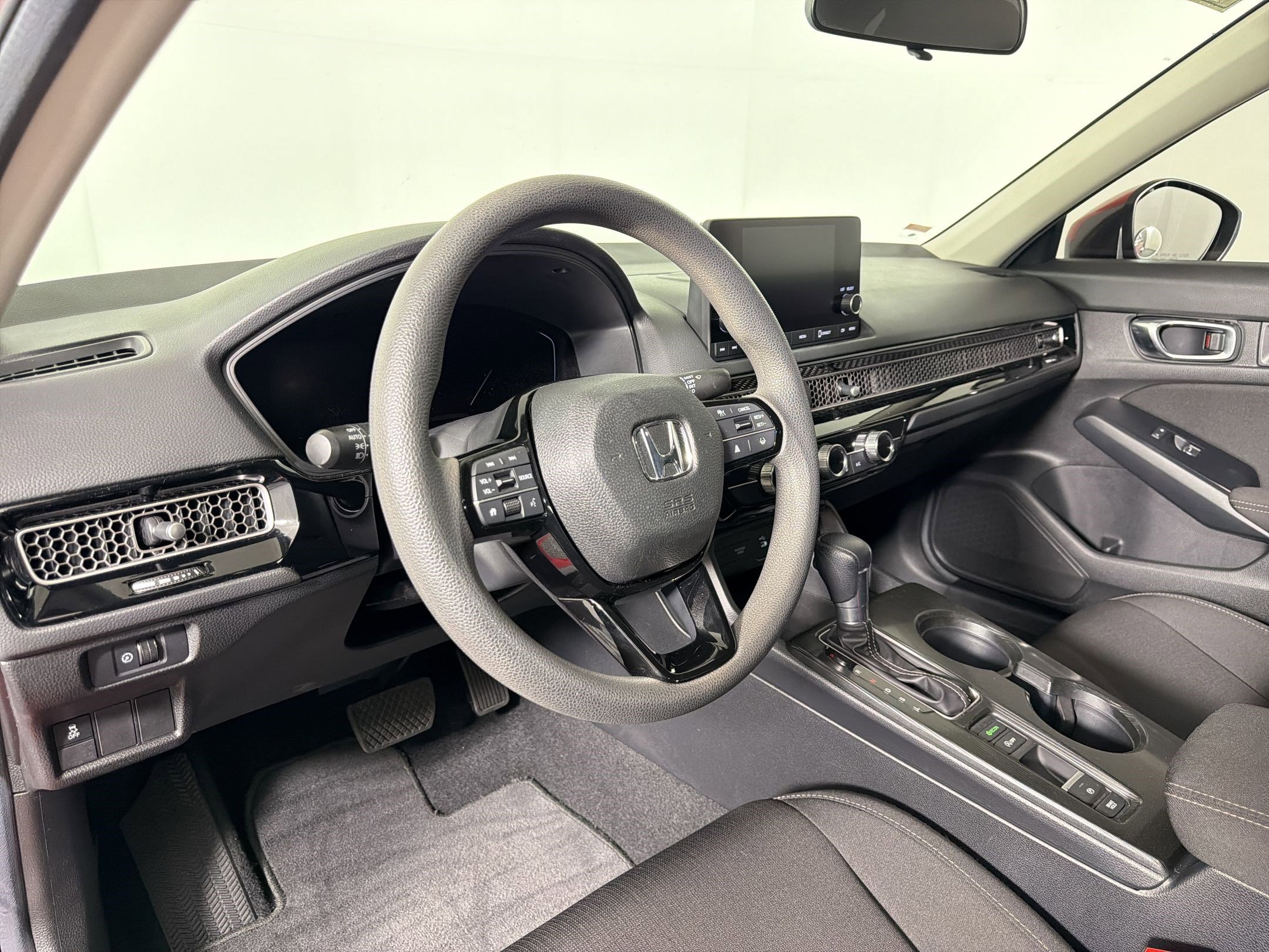 Used 2025 Honda Civic LX image 3