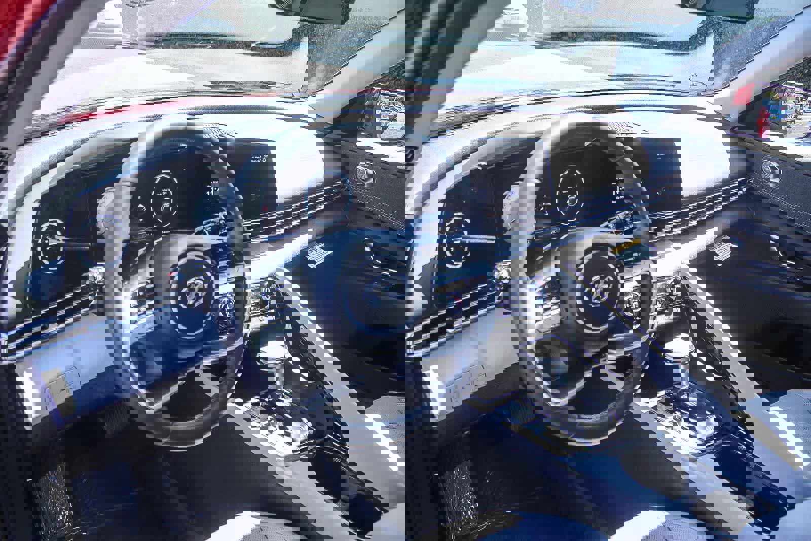 Certified 2023 Hyundai Elantra Limited image 23