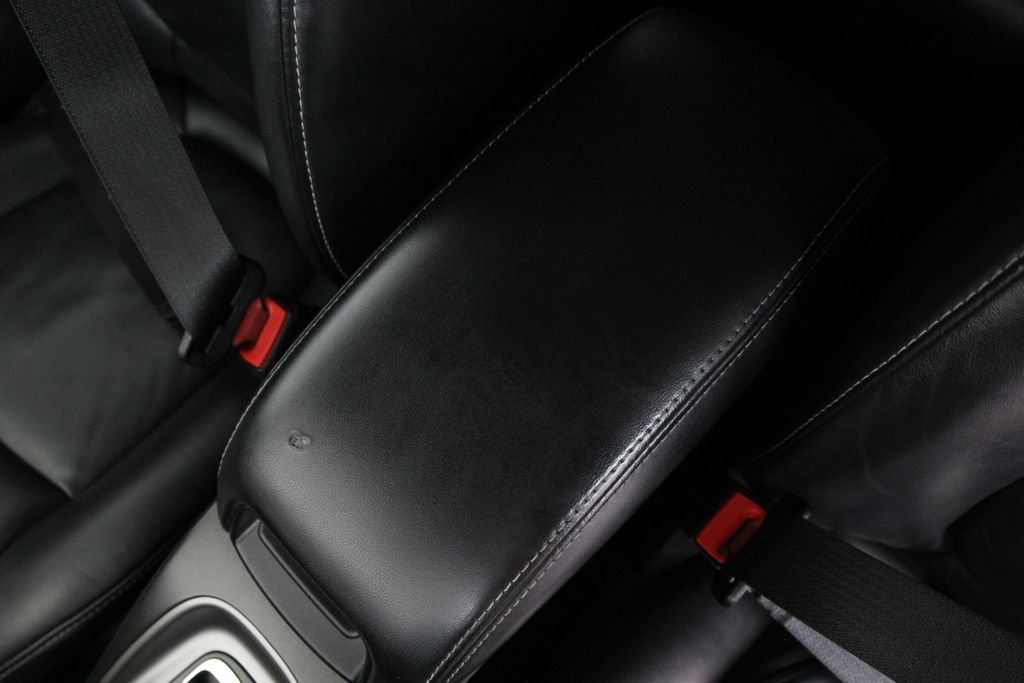Used 2018 Dodge Journey Crossroad w/ Nav & Sun Group AWD/4WD image 29