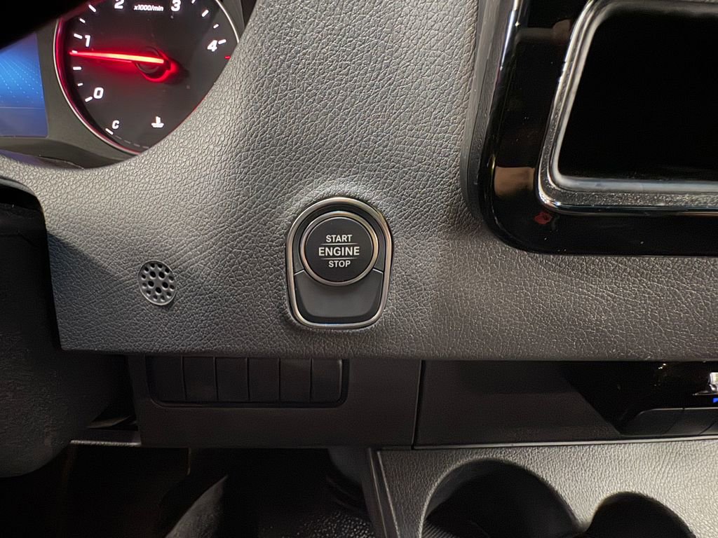 Used 2022 Mercedes-Benz Sprinter 4500 w/ Parking Package image 29