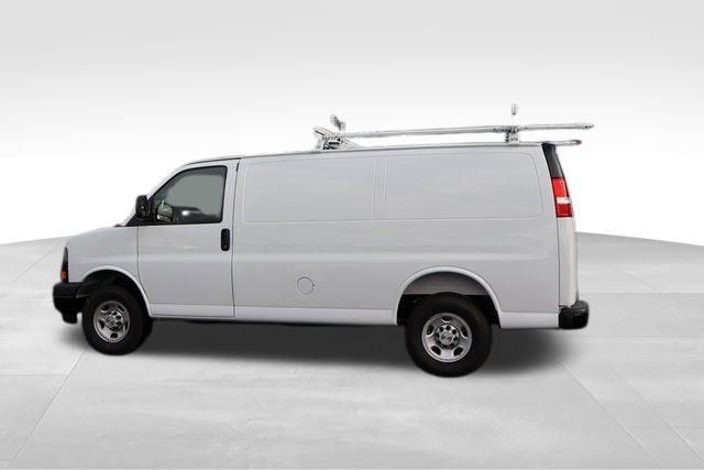 New 2025 Chevrolet Express 2500 w/ Communications Package image 10