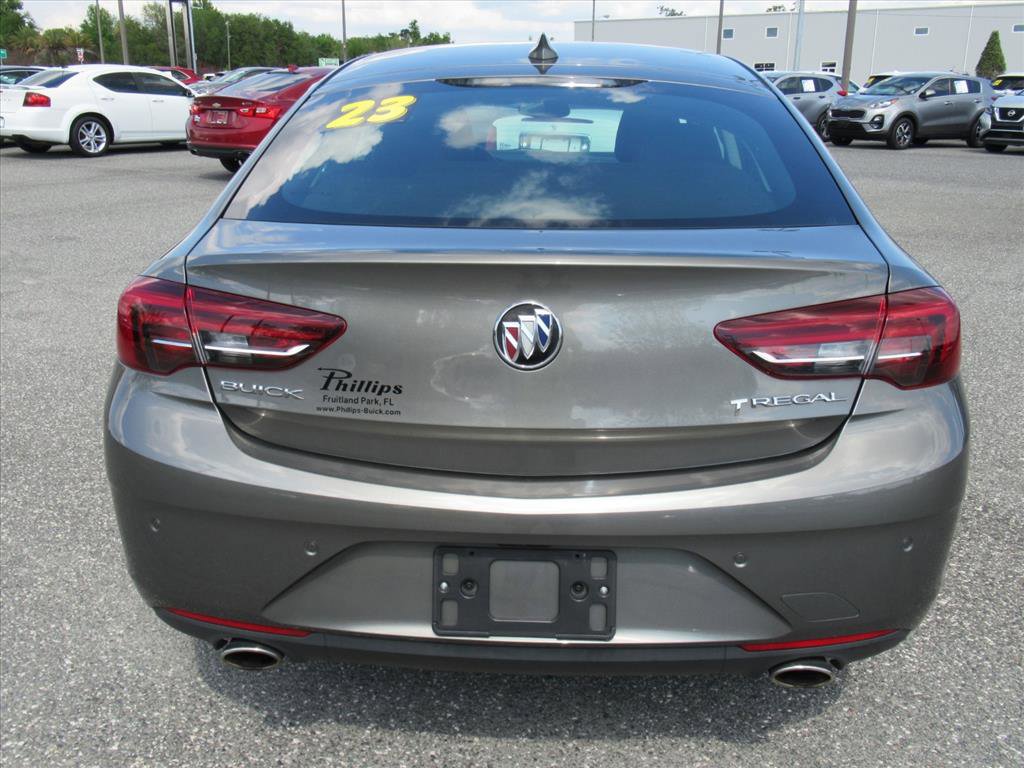 Used 2018 Buick Regal Essence w/ Driver Confidence Package #1 image 6