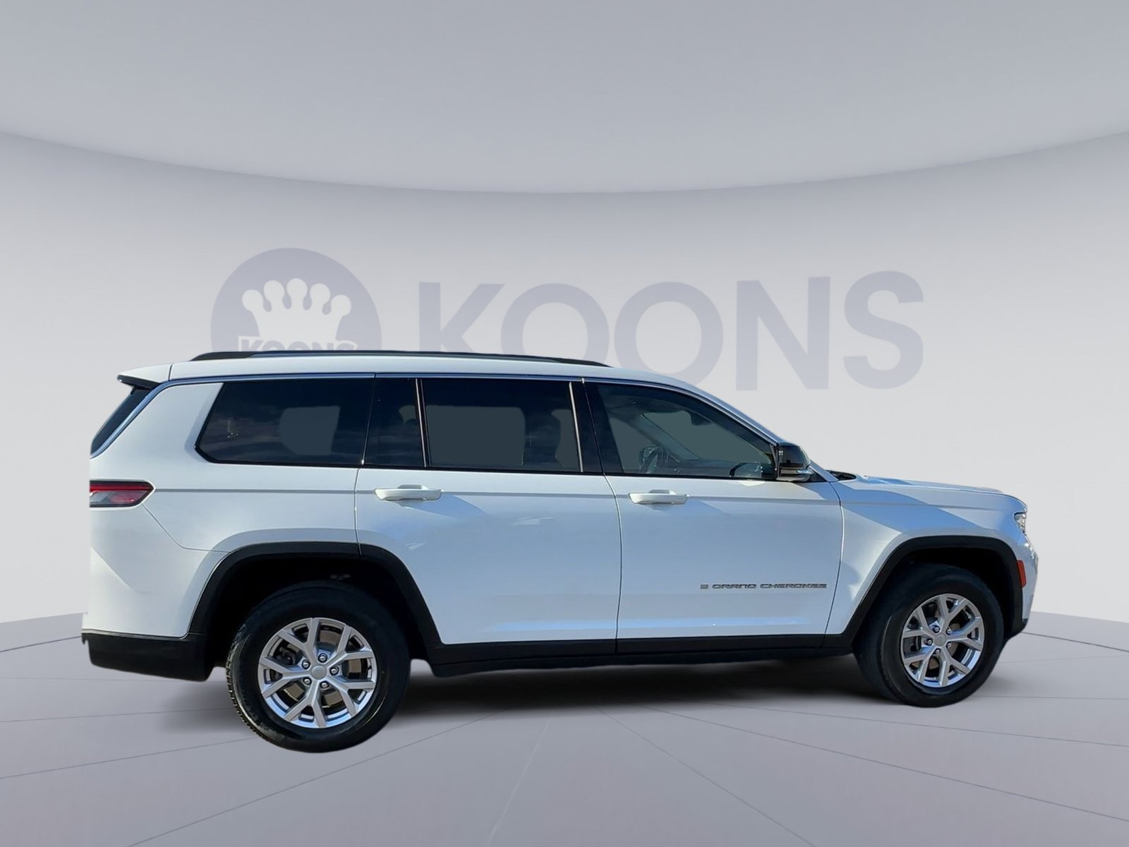 Used 2021 Jeep Grand Cherokee L Limited AWD/4WD image 12