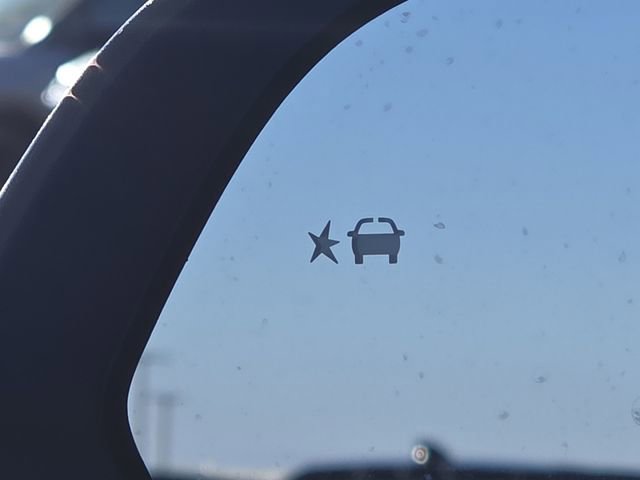 New 2026 Chevrolet Equinox EV LT image 11