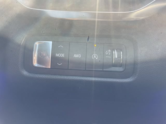 Certified 2024 GMC Acadia AT4 w/ Luxury Package AWD/4WD image 20