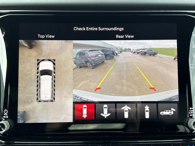 New 2027 Jeep Grand Wagoneer Summit AWD/4WD image 10